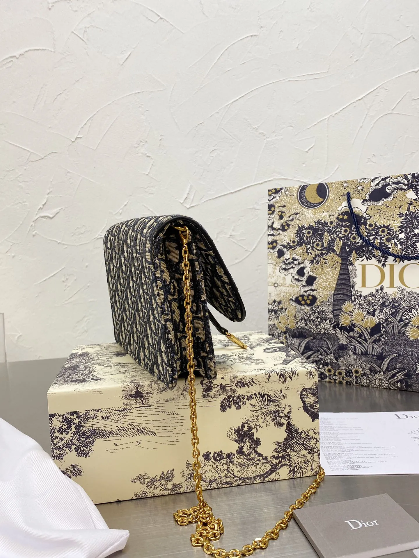 Designer Handbags DR 049
