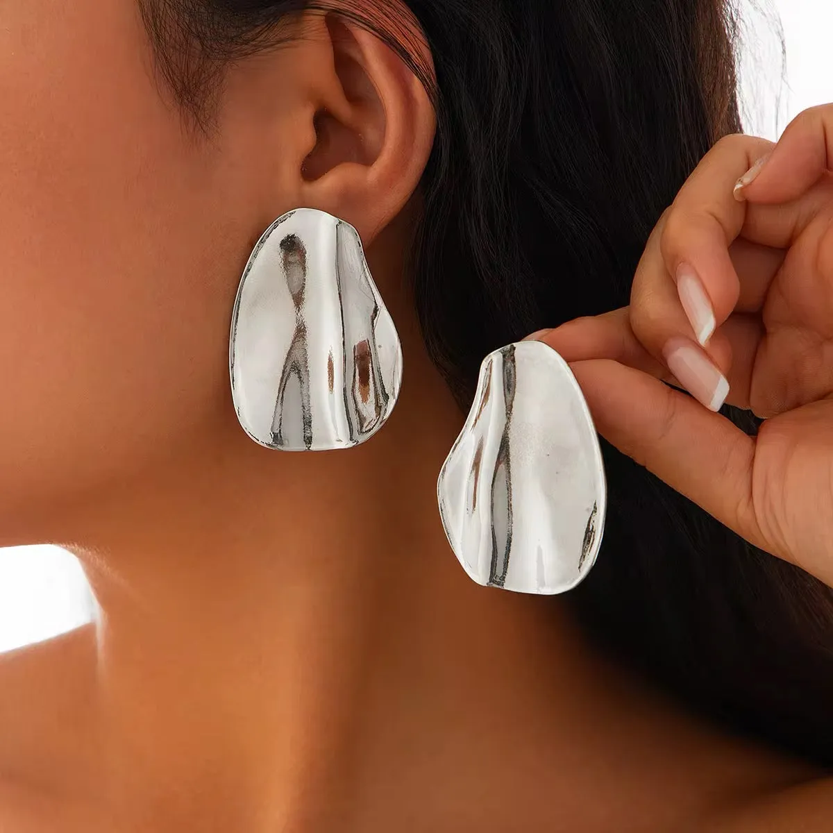 Elegant Irregular Metal Pleated Stud Earrings