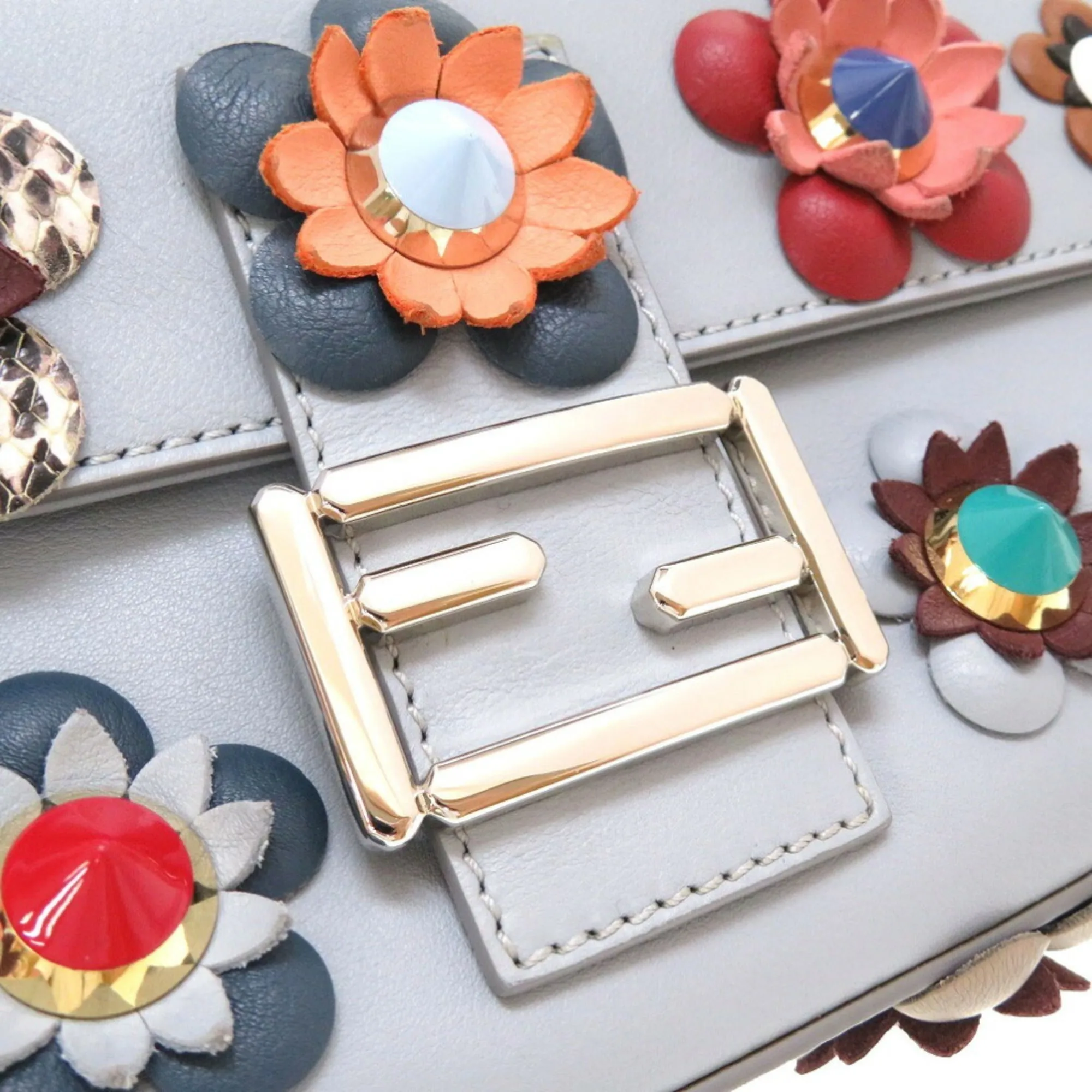 FENDI Mamma Bucket Flower 8BR6