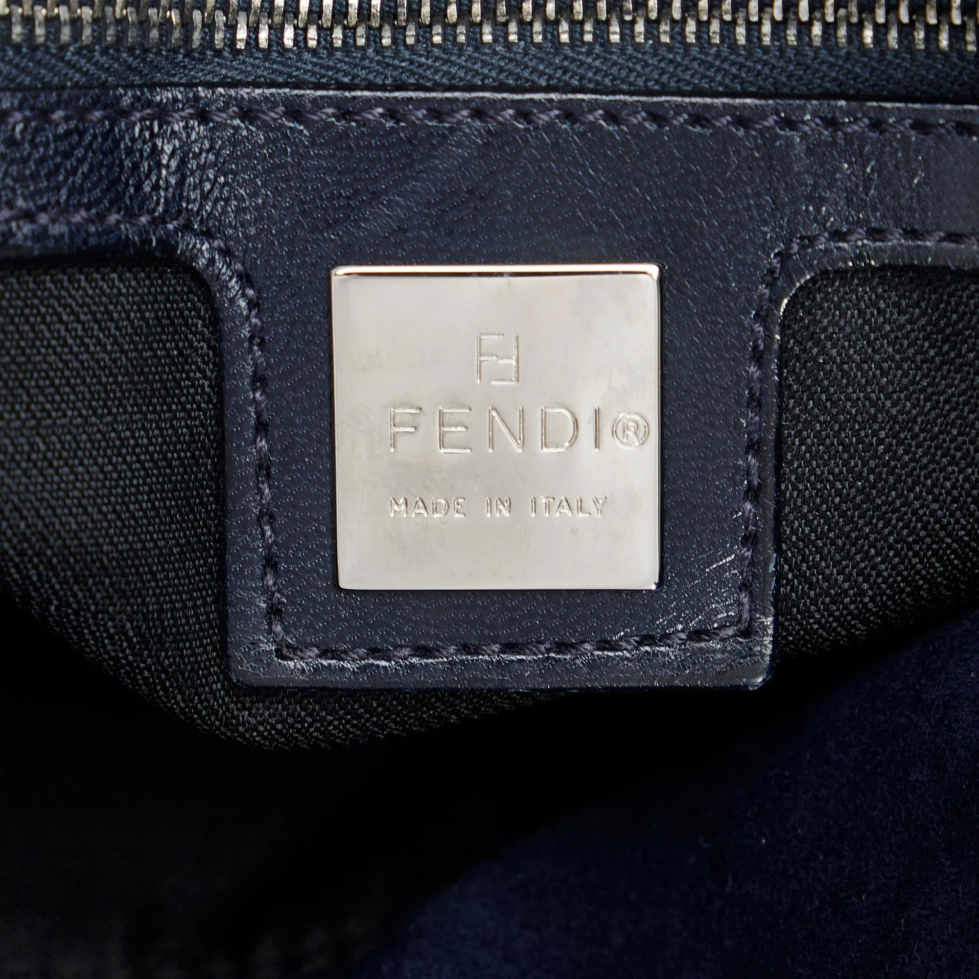 Fendi Suede Double Flap (SHG-gKaUYE)