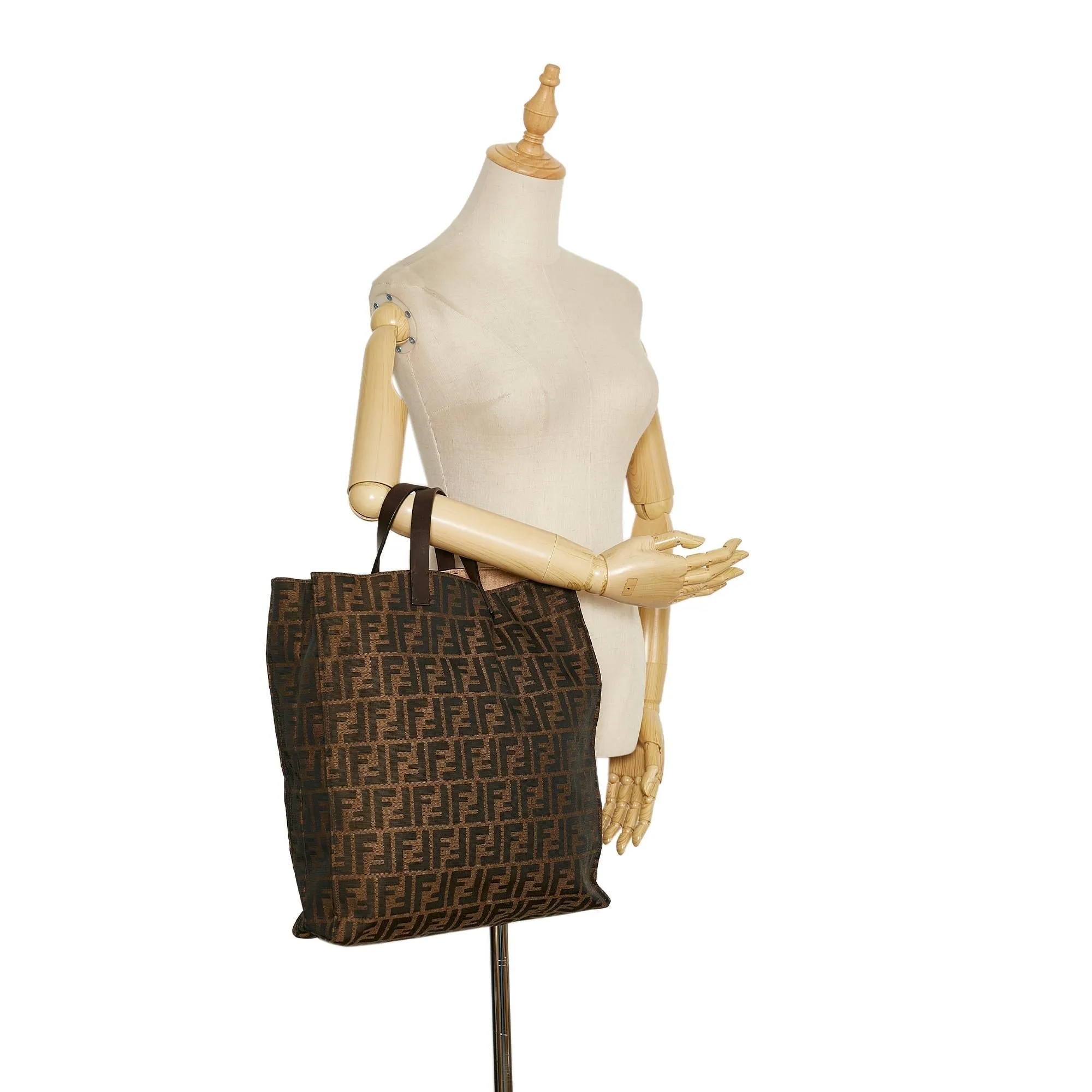 Fendi Zucca Tote (SHG-37489)