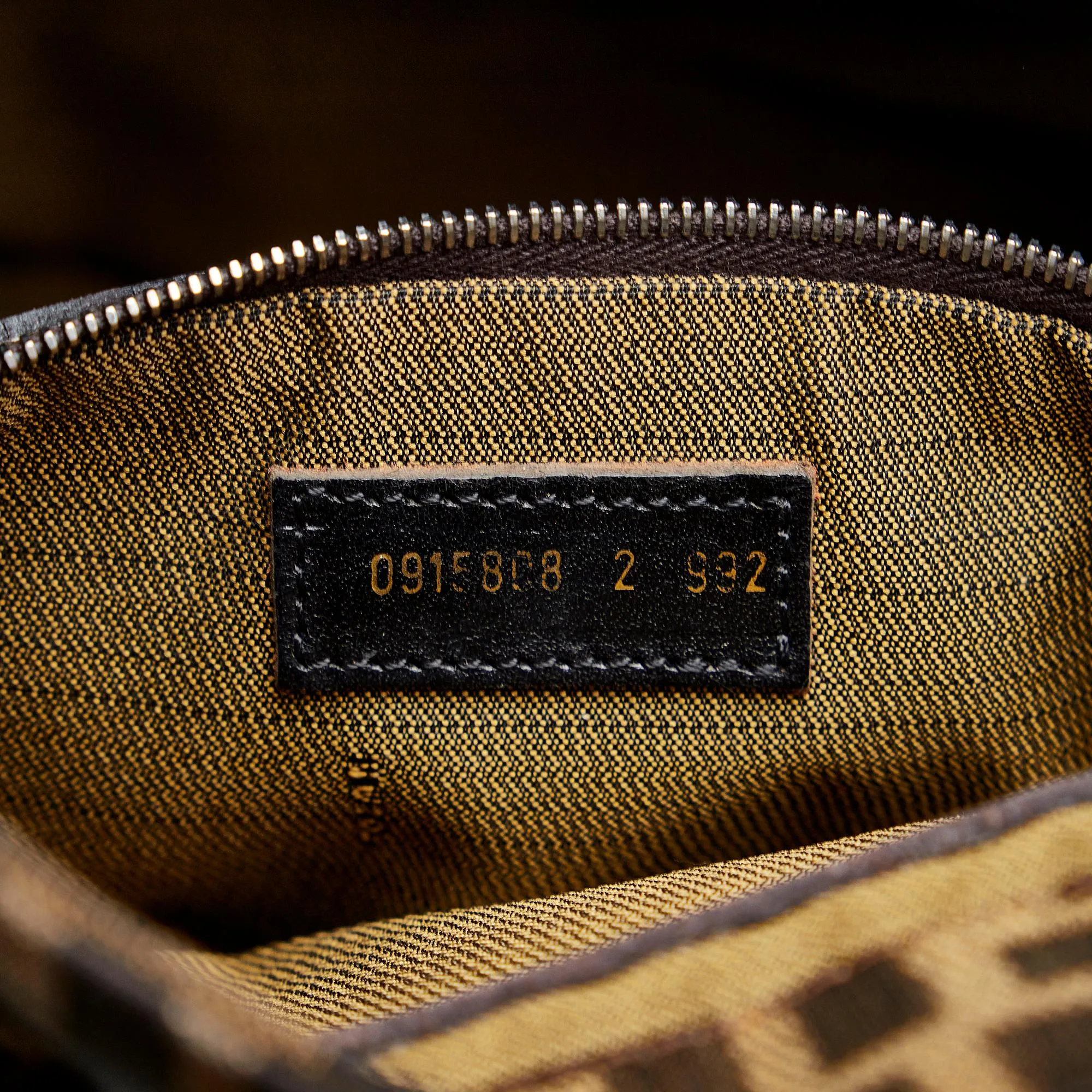 Fendi Zucca Tote (SHG-BU7kSK)