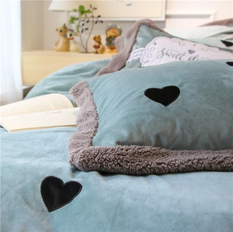 Luxury Velvet Flannel Sweet Heart Bedding Set