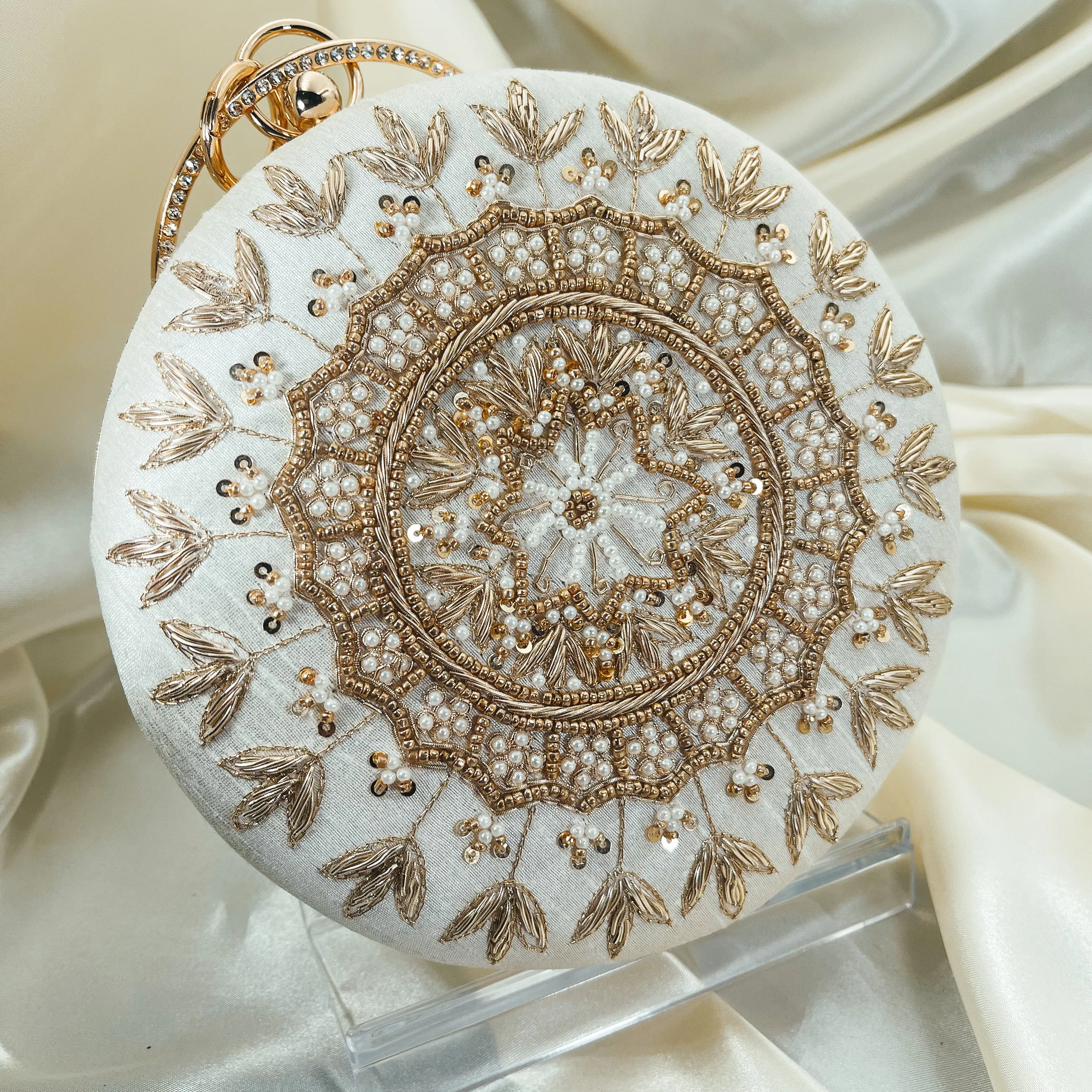 MINDY Clutch (Ivory)