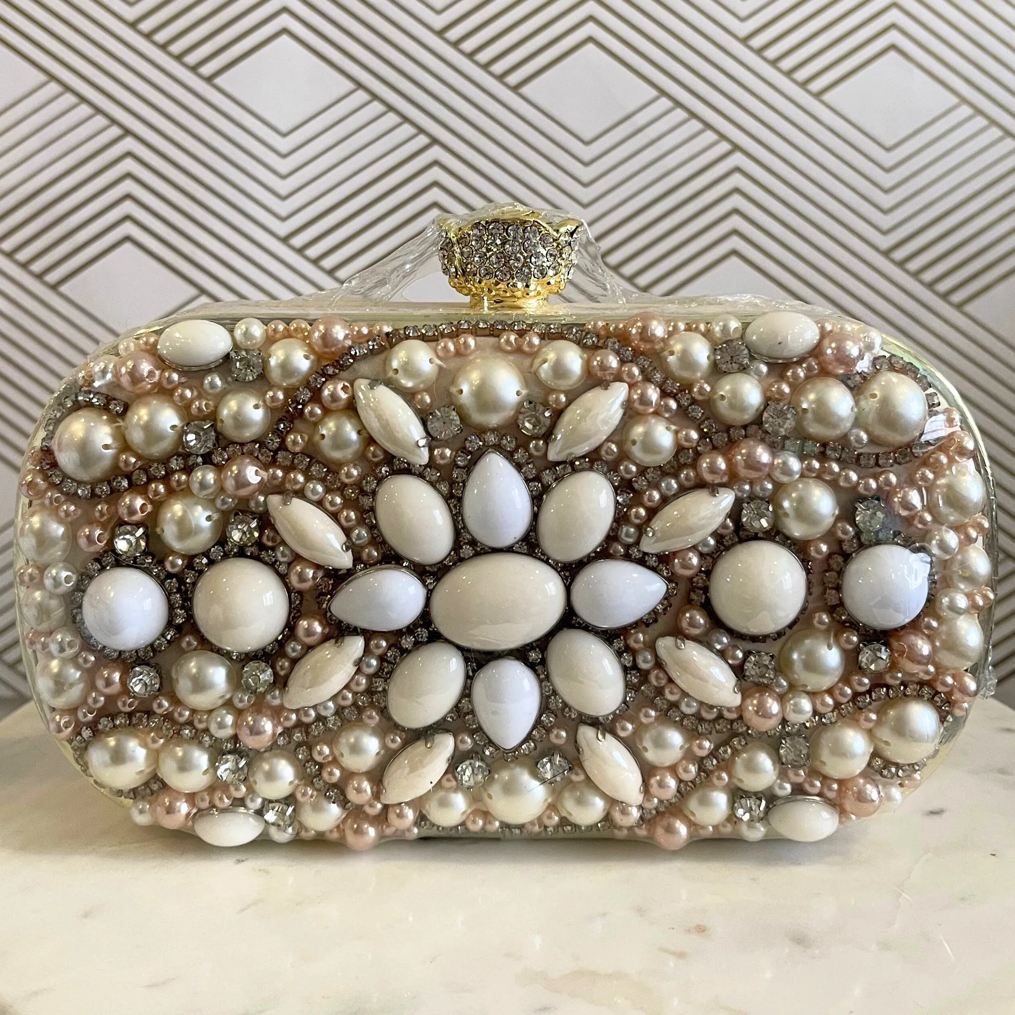 Pearl Clutches