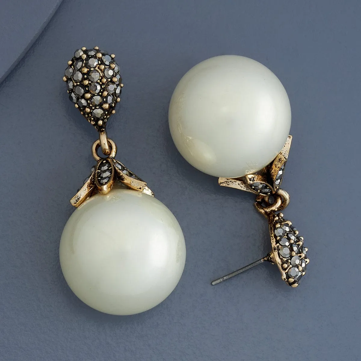 Trendy Earring 178774