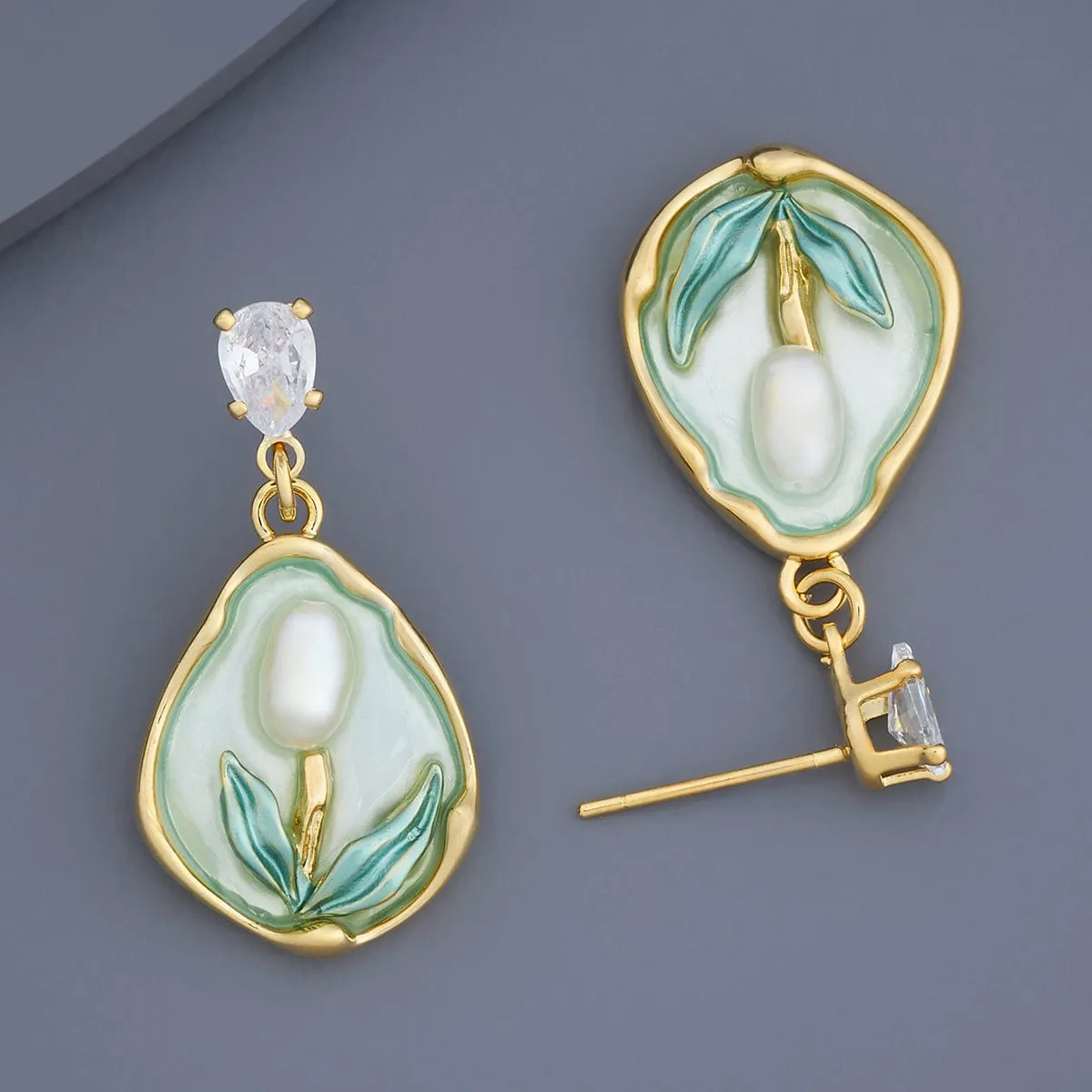 Trendy Earring 180157