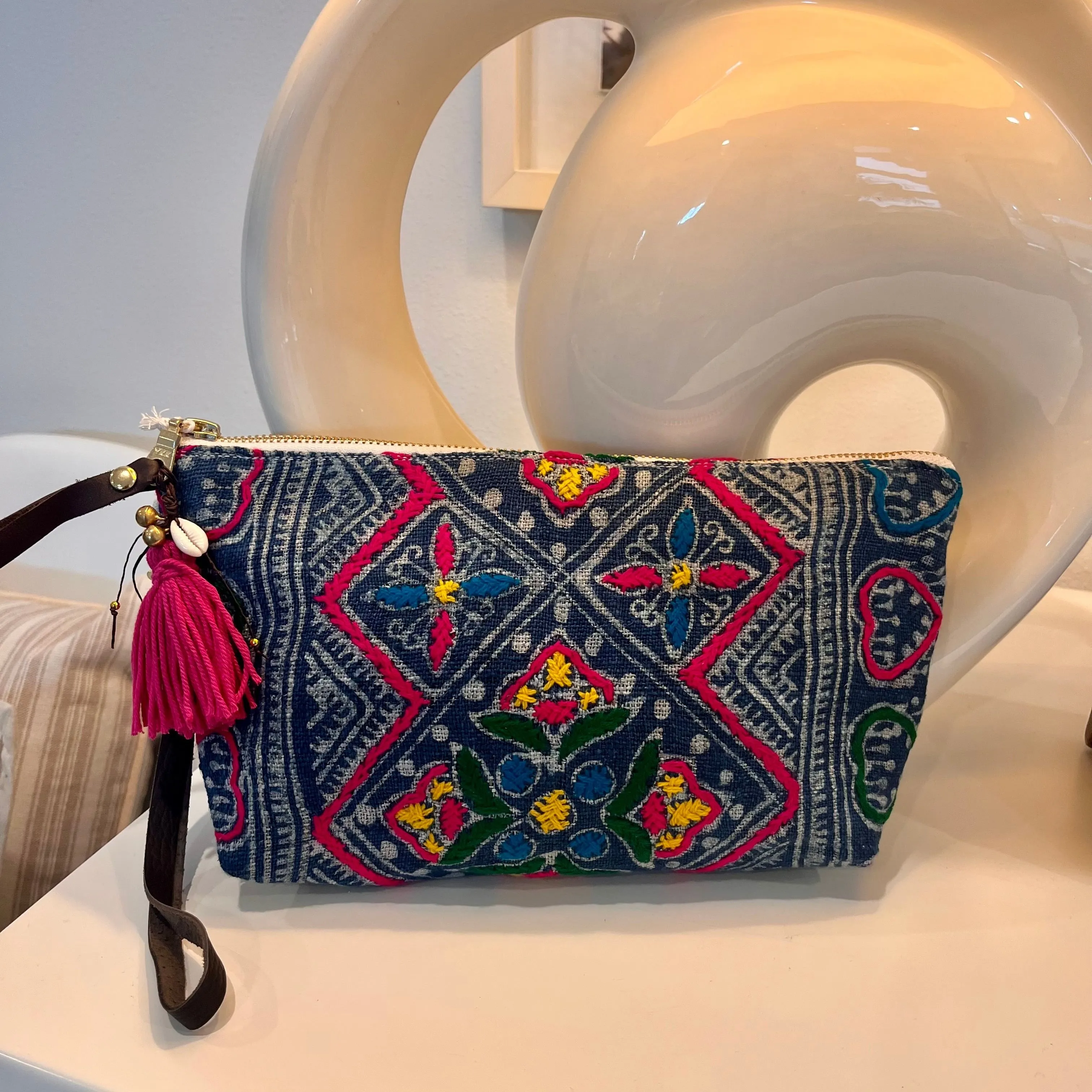 Viet Batik Pouch Flowers Indigo/Pink