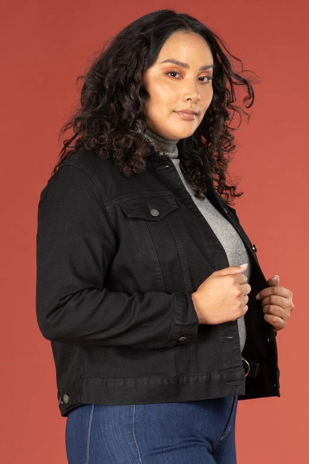Women's Plus Size Cropped Denim Jacket